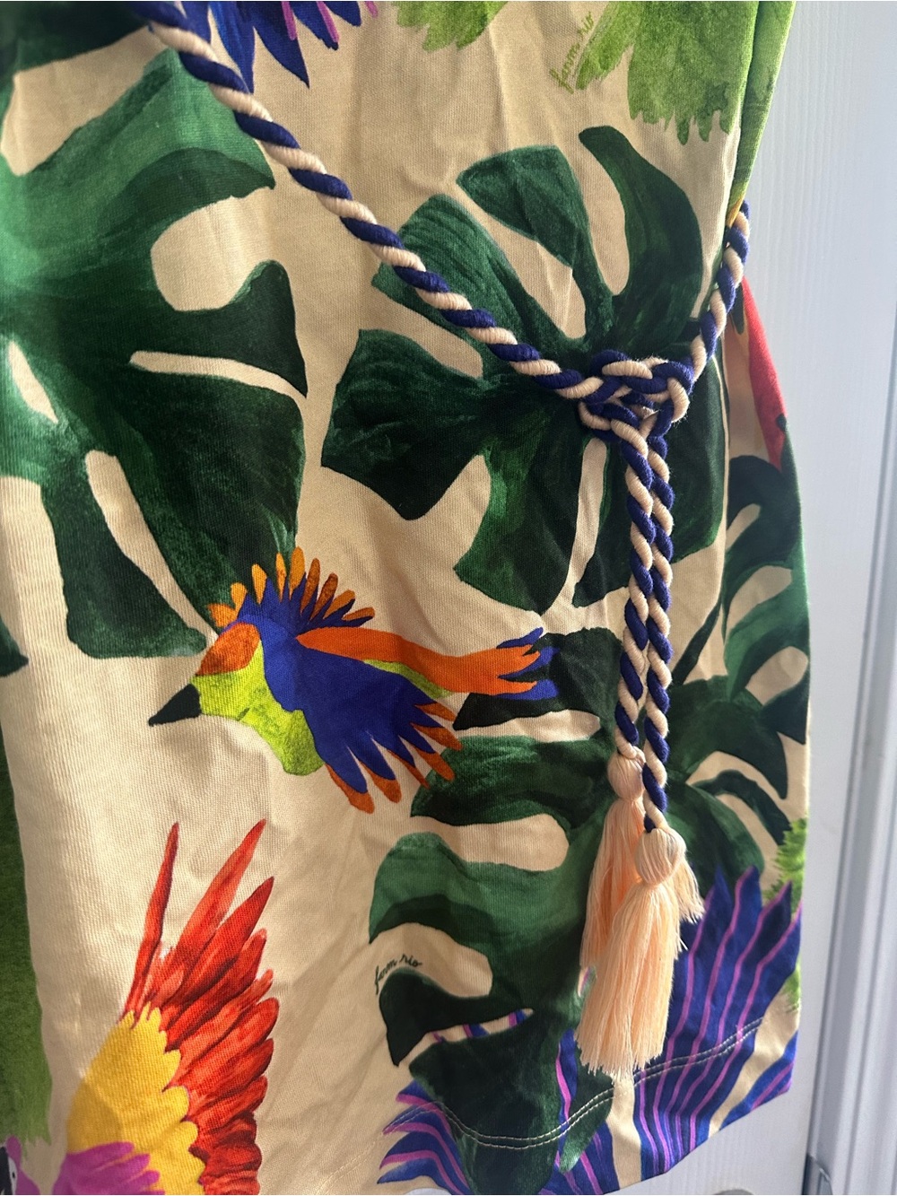 NWT FARM Rio Macaw Jungle Sand Mini T-Shirt Dress Medium Tropical Belted - Picture 6 of 7